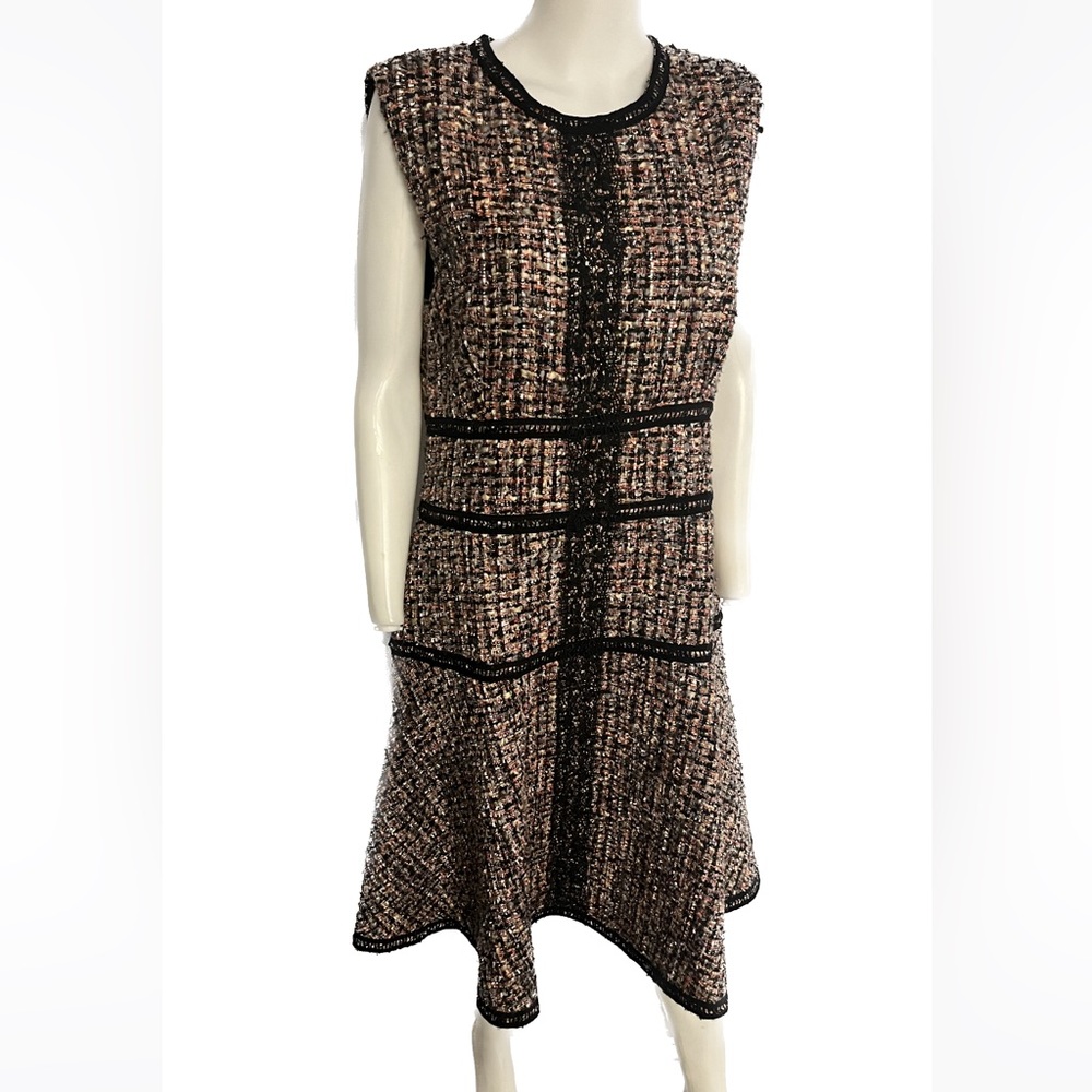 Women’s knit patterned dress size XL